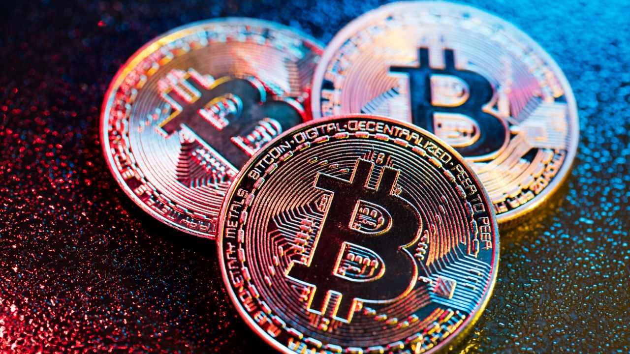US Closes in on Iran’s Strait of Hormuz Bitcoin Insurance Policy, Sanctions Companies