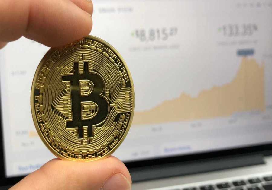 Bitcoin Miner Hut 8 Shares Jump on $9.8 Billion AI Data Center Deal